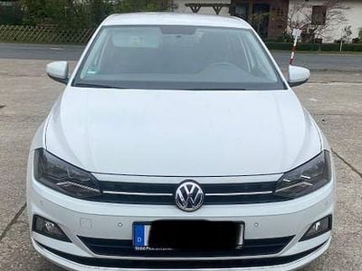Gebraucht VW Polo Comfortline 116 PS (85 kW) 2018 Schwarz Kleinwagen