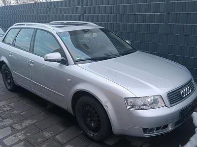 Silber Gebraucht 2003 Audi A4 Kombi | 1.850 € (Fairer Preis)