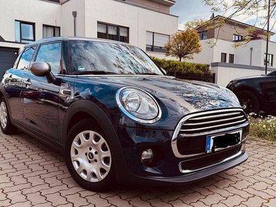 Usado Mini Cooper Seven 136 HP (100 kW) 2016 Azul Citadino