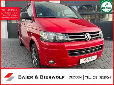 Gebraucht VW Multivan Startline 140 PS (102 kW) 2011 Salsa red Van / Kleinbus