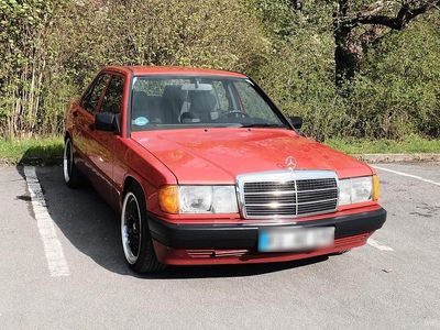 Second-hand Mercedes 190 109 CP (80 kW) 1991 Roșu Berlinǎ