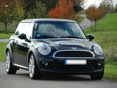 Gebraucht Mini ONE 75 PS (55 kW) 2013 Schwarz Kleinwagen