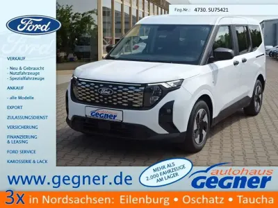 Nowe Ford Tourneo Courier Trend 100 kW (136 KM) 2026 Biały Minivan