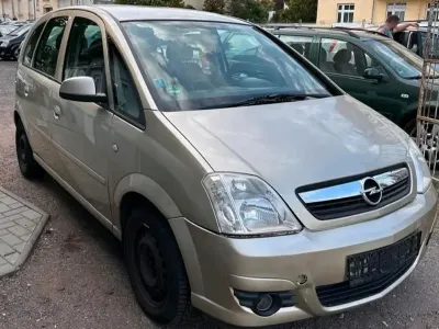 Brugt Opel Meriva 105 HK (77 kW) 2008 Gul MPV