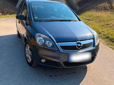 Usata Opel Zafira 120 CV (88 kW) 2007 Blu Monovolume