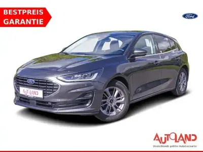 Używany Ford Focus 125 KM (91 kW) 2022 Szary Sedan/Limuzyna