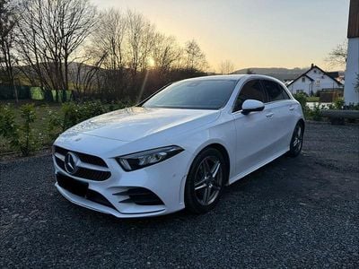 Gebraucht Mercedes A200 AMG line 163 PS (119 kW) 2019 Weiß Limousine
