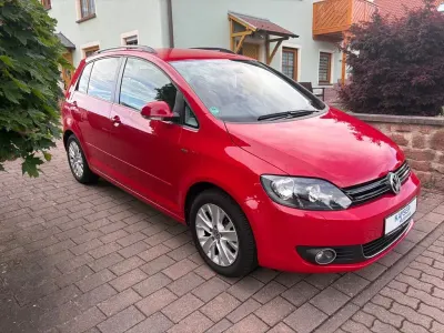 Gebraucht VW Golf Plus Cross Life 105 PS (77 kW) 2013 Rot Van / Kleinbus