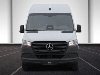 Second-hand Mercedes Sprinter 170 CP (125 kW) 2025 Alb Van