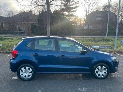 Gebraucht VW Polo Trendline 69 PS (50 kW) 2013 Blau Kleinwagen