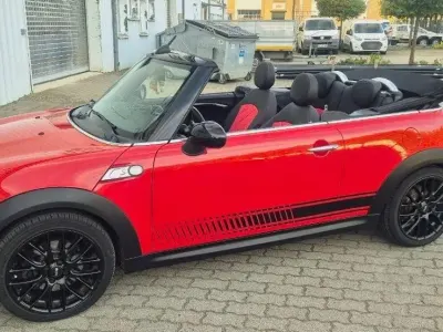 Usata Mini Cooper S Cabriolet 184 CV (135 kW) 2012 Rosso Cabrio