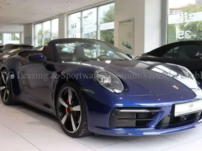 Usata Porsche 911 Carrera 4S Cabriolet 450 CV (330 kW) 2024 Blu Cabrio