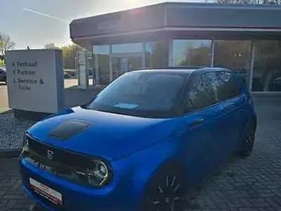 Second-hand Honda e Advance 113 kW (154 CP) 2021 Albastru Hatchback