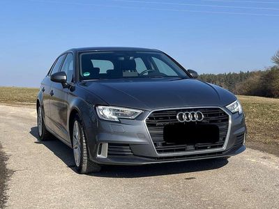 Second-hand Audi A3 Design 150 CP (110 kW) 2018 Gri Berlinǎ