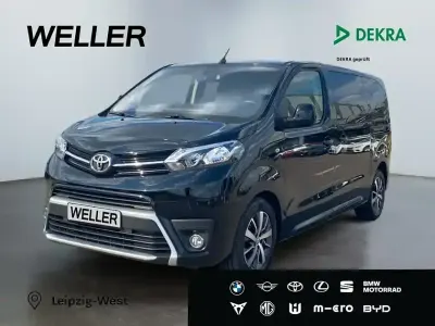 Gebraucht Toyota Proace Comfort 177 PS (130 kW) 2022 Graphitschwarz Van / Kleinbus