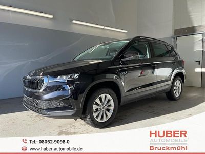 Neu Skoda Karoq Selection 150 PS (110 kW) 2025 [1z1z] black magic metallic SUV