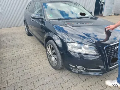 Gebraucht Audi A3 Ambiente 105 PS (77 kW) 2011 Schwarz Kleinwagen