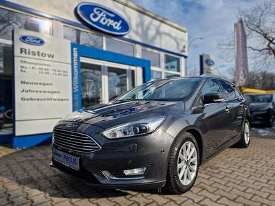 Usata Ford Focus Titanium 125 CV (91 kW) 2015 Grigio Station wagon