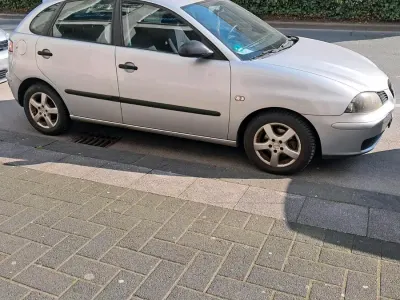 Usata Seat Ibiza 70 CV (51 kW) 2005 Argento Utilitaria