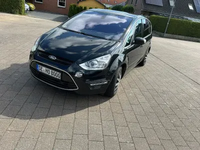 Gebraucht Ford S-MAX Titanium S 140 PS (102 kW) 2011 Schwarz Van / Kleinbus