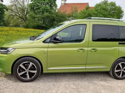 Second-hand VW Caddy Style 114 CP (83 kW) 2024 Monovolum