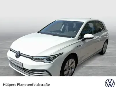 Used VW Golf VIII Style 130 HP (95 kW) 2024 White Sedan