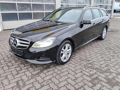 Gebraucht Mercedes E220 170 PS (125 kW) 2016 Schwarz  unilack Kombi