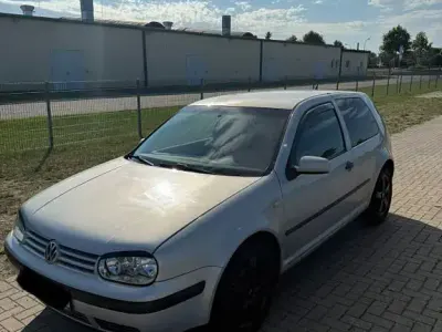Gebraucht VW Golf III Basis 75 PS (55 kW) 1999 Silber Limousine