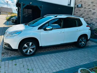 Gebraucht Peugeot 2008 120 PS (88 kW) 2014 Weiß SUV