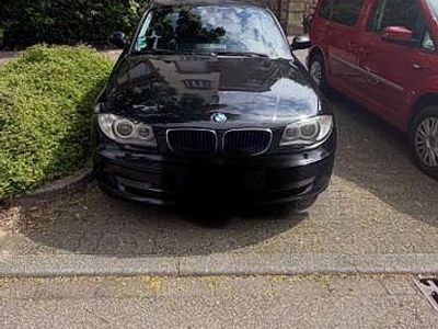 Gebraucht BMW 120 177 PS (130 kW) 2009 Schwarz Kleinwagen