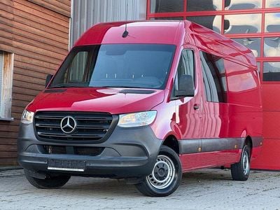 Gebraucht Mercedes Sprinter 170 PS (125 kW) 2022 Rot Van