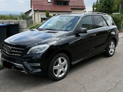 Gebraucht Mercedes ML350 258 PS (189 kW) 2013 Schwarz SUV
