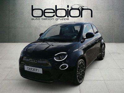 Schwarz metallic Gebraucht 2023 Fiat 500e La Prima Kleinwagen | 23.880 € (Teuer)