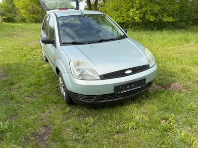 Gebraucht Ford Fiesta 70 PS (51 kW) 2004 Kleinwagen