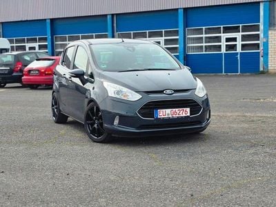 Begagnad Ford B-MAX Titanium 125 HK (91 kW) 2014 Grå Minibuss