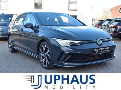 Gebraucht VW Golf VIII R-line 131 PS (96 kW) 2024 Grau (uranograu) Limousine