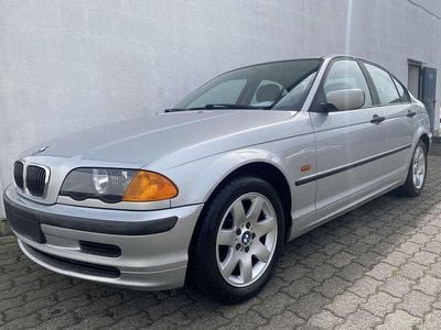 Second-hand BMW 318 118 CP (86 kW) 1998 Argintiu Berlinǎ