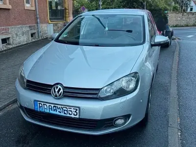 Gebraucht VW Golf VI Team 80 PS (58 kW) 2010 Silber Kleinwagen