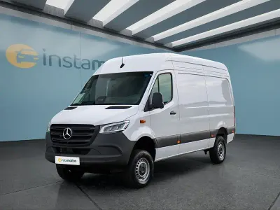 Gebraucht Mercedes Sprinter 190 PS (139 kW) 2025 Weiß Van