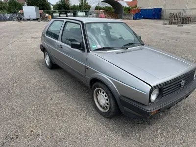 Gebraucht VW Golf II 69 PS (50 kW) 1990 Silber Kleinwagen