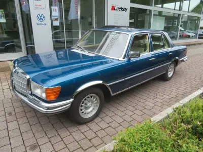 Używany Mercedes 350 SE 205 KM (150 kW) 1979 Niebieski Sedan/Limuzyna