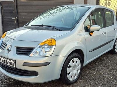 Grau Gebraucht 2005 Renault Modus Dynamique Van / Kleinbus | 2.490 € (Fairer Preis)