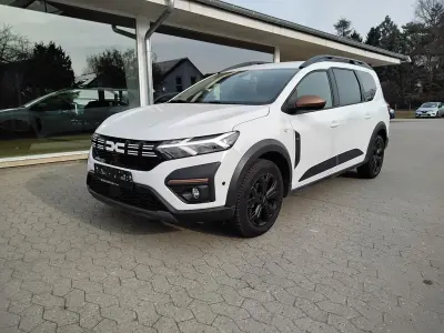 Gebraucht Dacia Jogger Extreme 110 PS (80 kW) 2024 Weiß Van / Kleinbus
