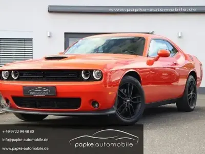 Używany Dodge Challenger 309 KM (227 kW) 2020 Pomarańczowy Coupe