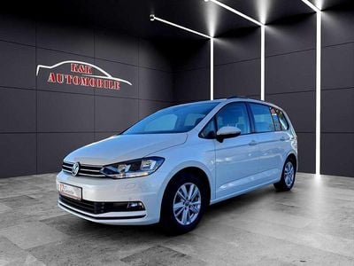 Gebraucht VW Touran Comfortline 116 PS (85 kW) 2020 Oryxweiß perlmutteffekt Van / Kleinbus