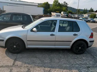 Gebraucht VW Golf IV 75 PS (55 kW) 2001 Silber Limousine