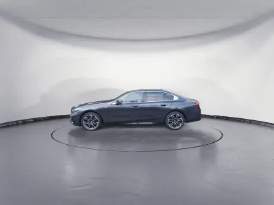 Occasion BMW 520 M Sport 190 ch (139 kW) 2024 Gris Berline