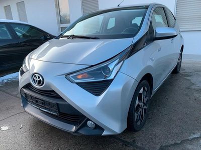 Usata Toyota Aygo 72 CV (52 kW) 2018 Argento Utilitaria