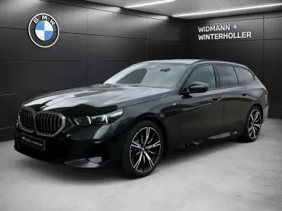 Gebraucht BMW 520 M Sport 197 PS (144 kW) 2025 Grau Limousine