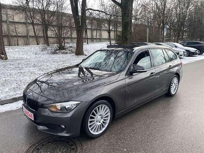 Braun Gebraucht 2013 BMW 318 Sport Line Kombi | 6.750 € (Superpreis)